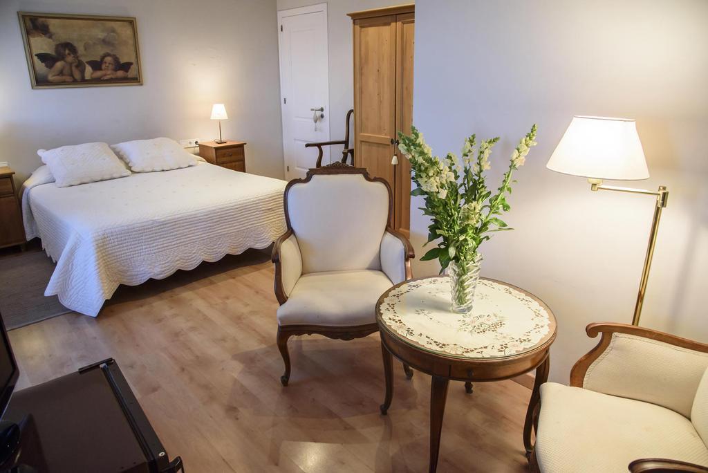 Anita'S Bed And Breakfast Barcelona Ngoại thất bức ảnh